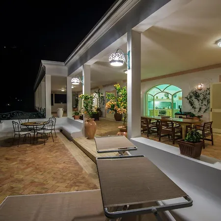 Amore - Demetra * Positano